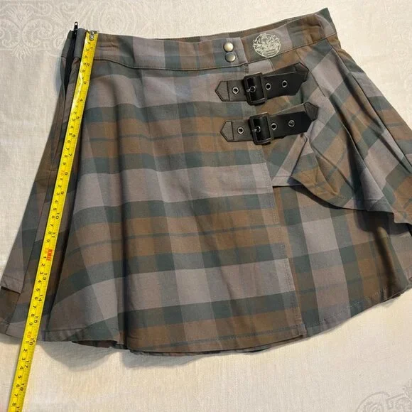 Outlander Plaid Buckle Skirt SM New With Tags Exclusive HOT TOPIC COLLECTION - Picture 4 of 11